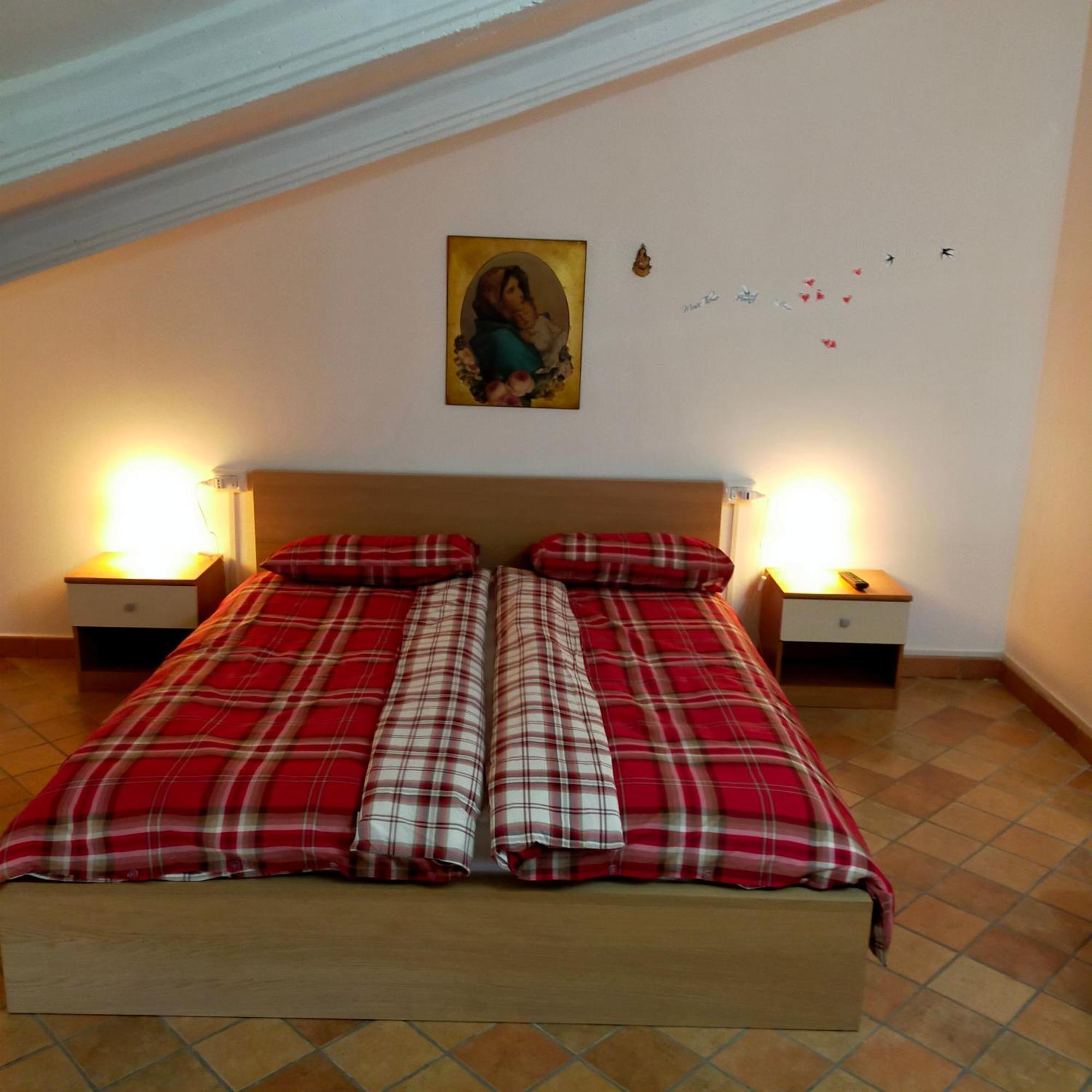 Mansarda Viti - Sguardo Su Frontone - Apartment Ngoại thất bức ảnh